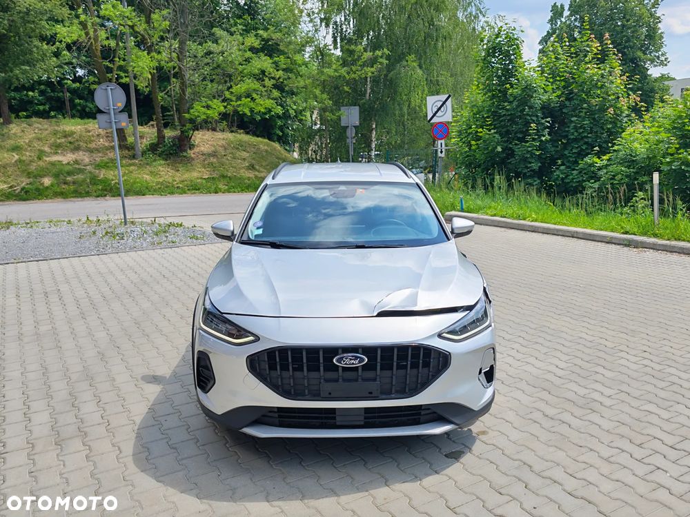 Ford Focus 1.0 EcoBoost Hybrid ACTIVE - 2