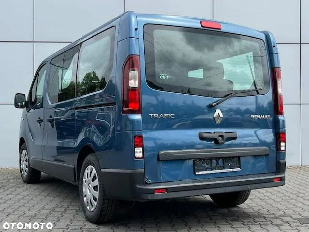 Renault Trafic - 10