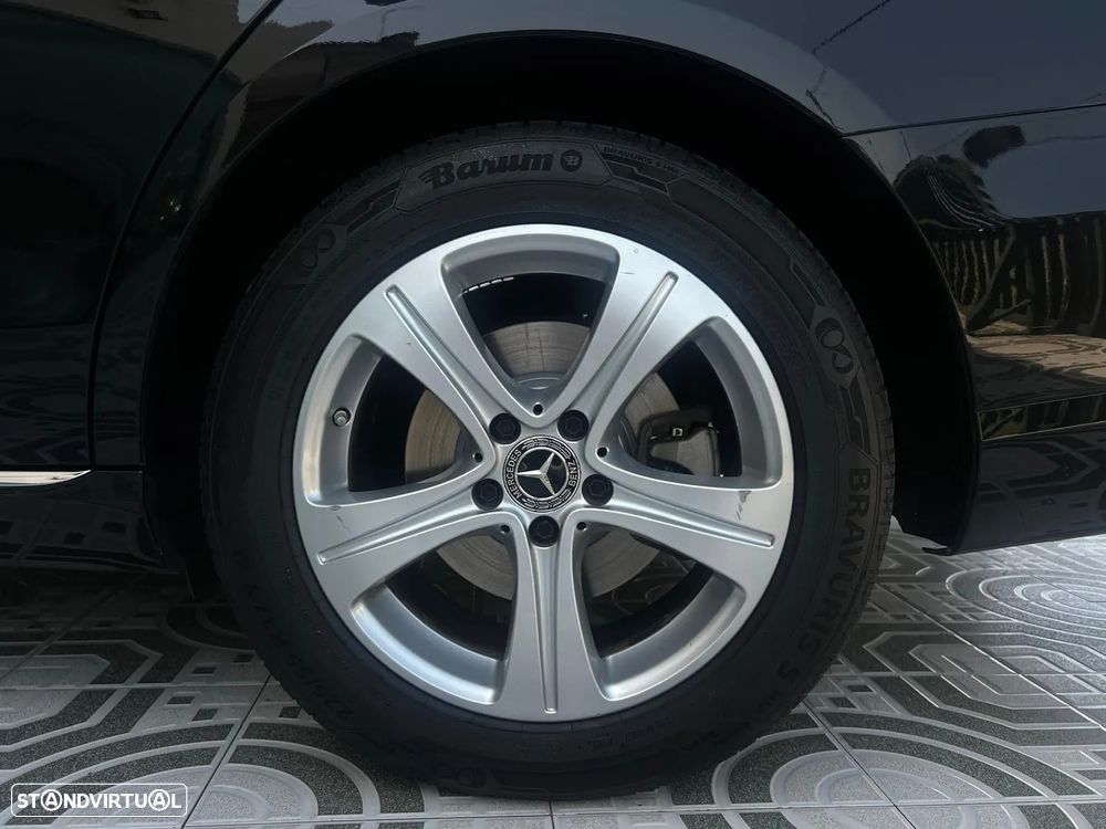Mercedes-Benz E 220 d Avantgarde - 59