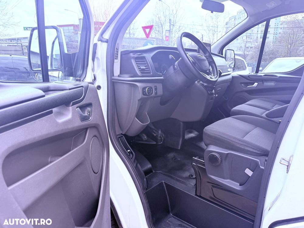 Ford Transit Custom - 22