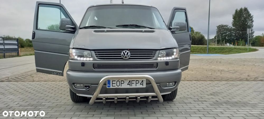 Volkswagen Caravelle Standard - 36