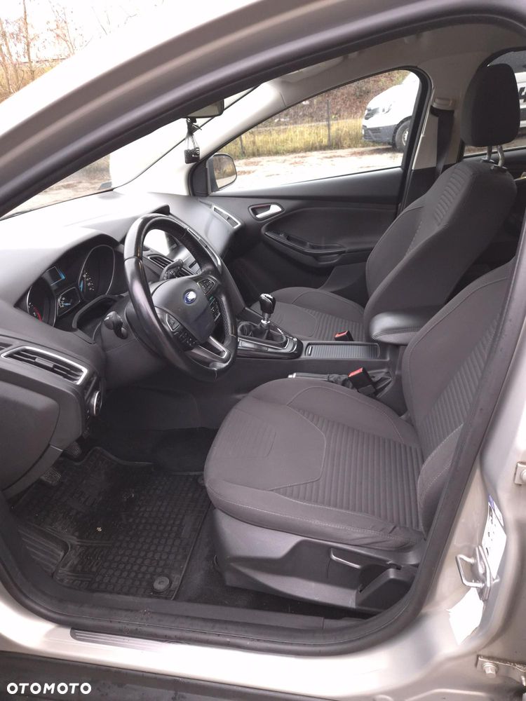 Ford Focus 1.5 EcoBoost Titanium ASS - 17