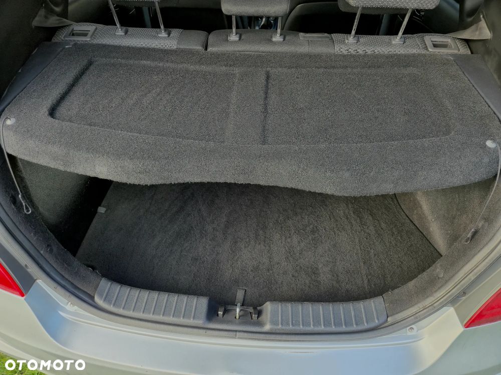 Hyundai i30 1.4 Base - 29