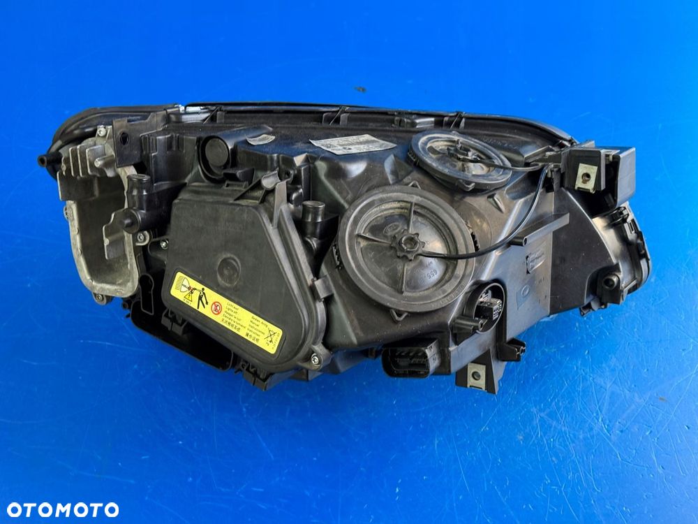 LEWY BI XENON DYNAMIC BMW F01 F02 USA BDB - 8