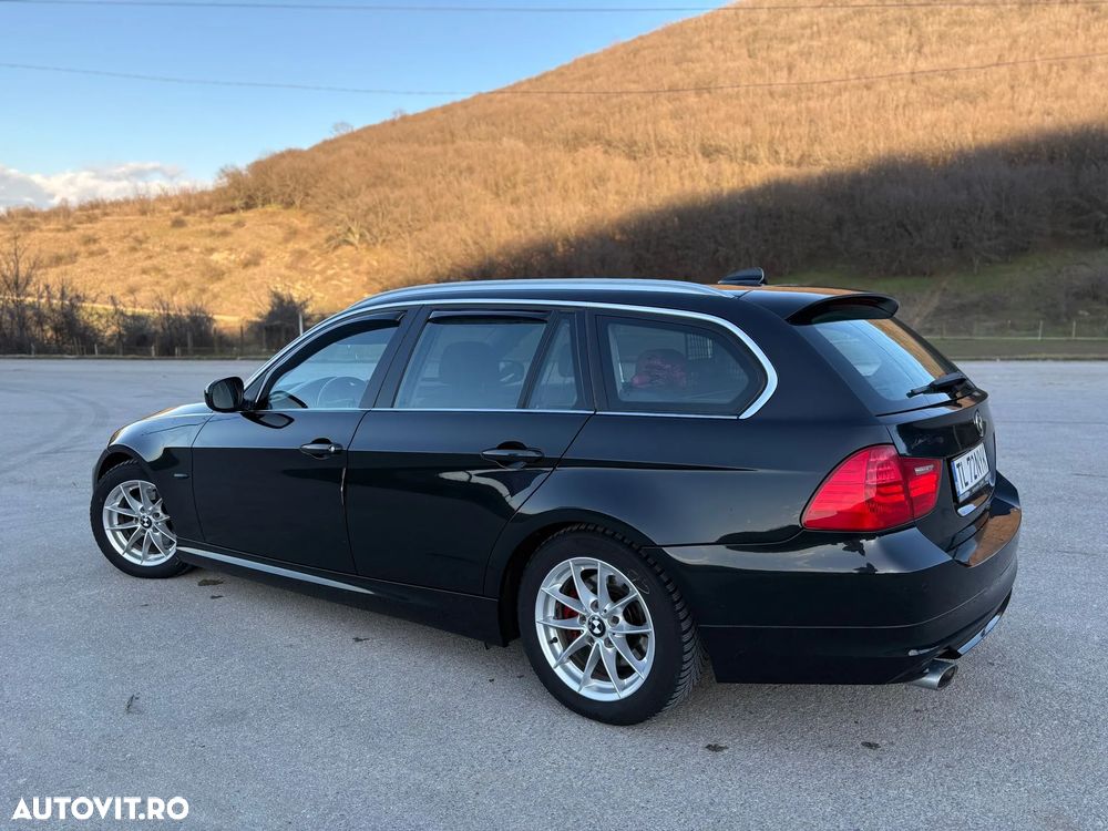BMW Seria 3 320d - 4