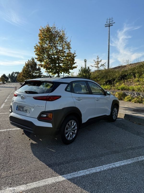 Hyundai Kauai 1.0 T-GDi Premium Tec.Preto - 11