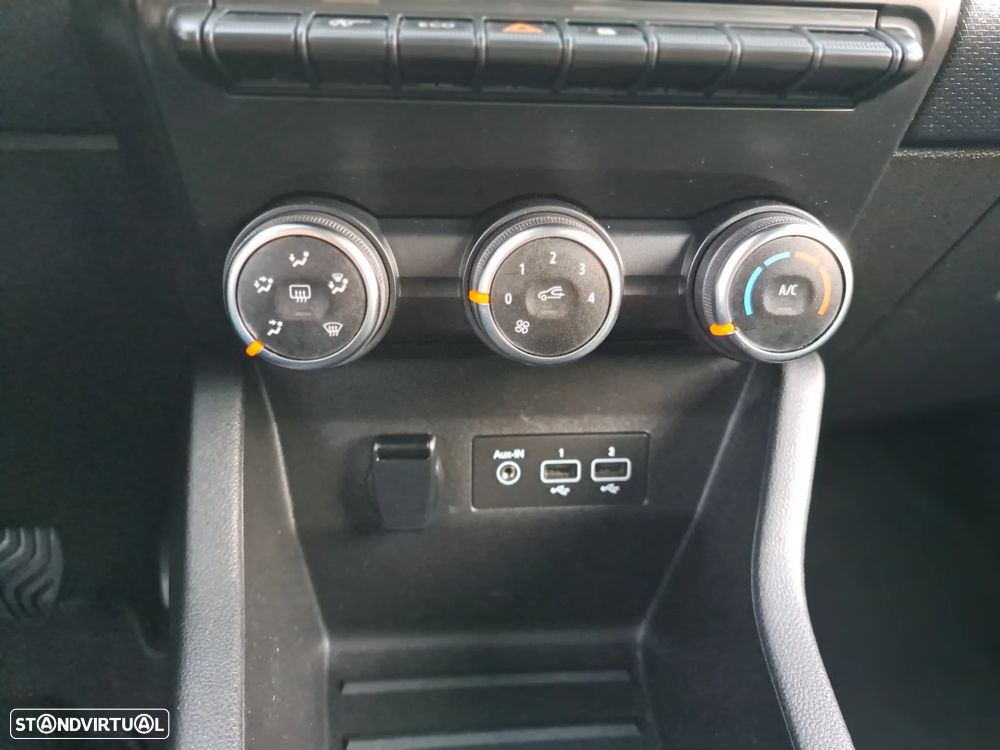 Renault Clio 1.0 TCe Evolution Bi-Fuel - 30