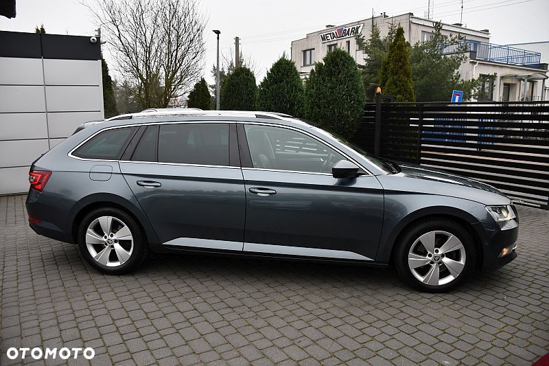 Skoda Superb 1.6 TDI Style Greenline - 31