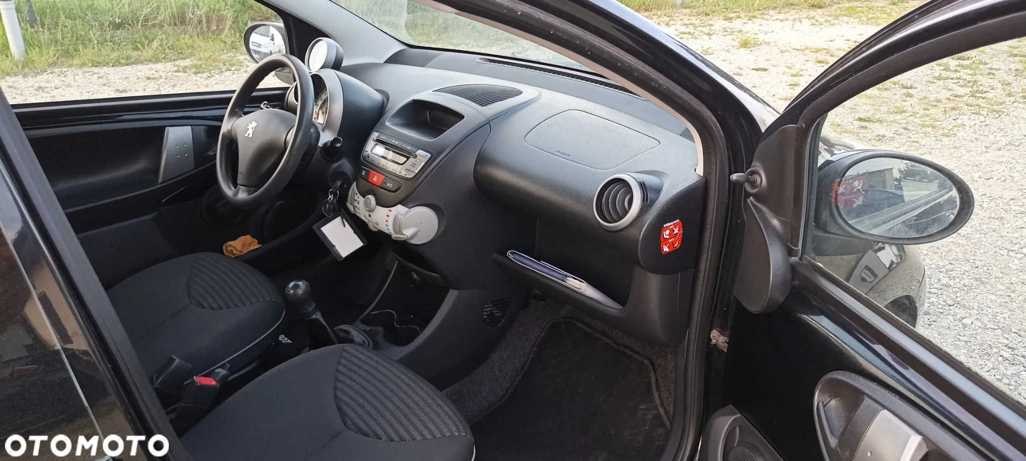 Peugeot 107 1.0 Happy - 29