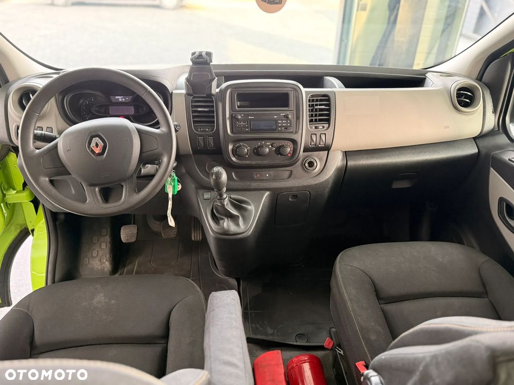 Renault Trafic - 13