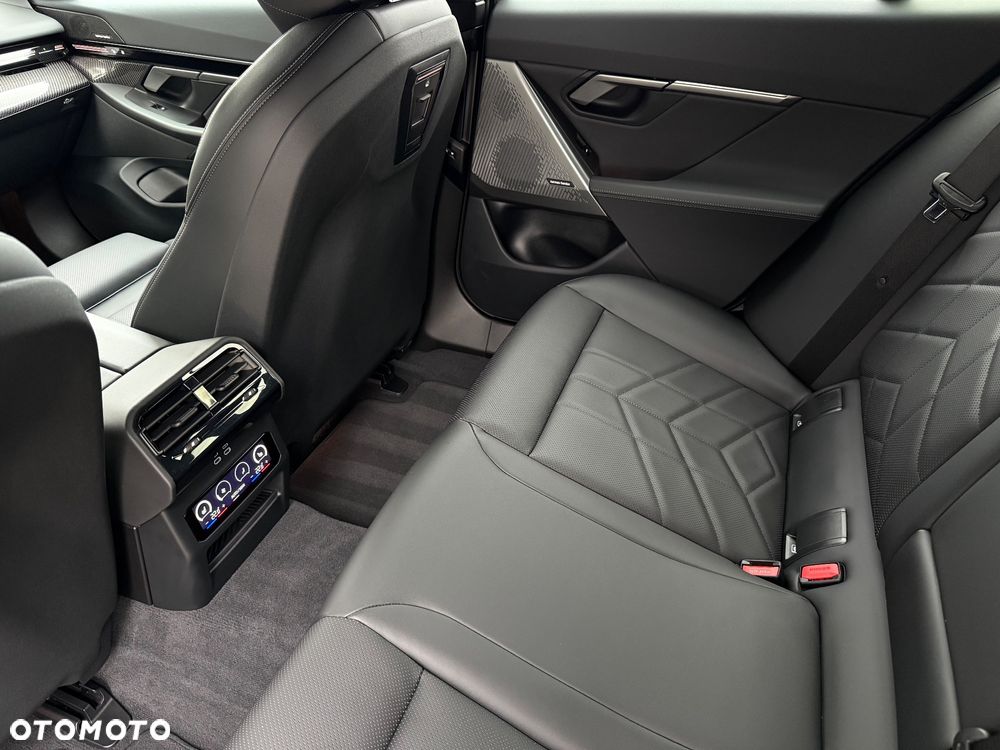 BMW Seria 5 520d - 20