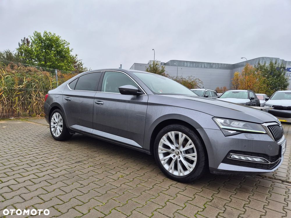 Skoda Superb 2.0 TSI Style DSG - 2