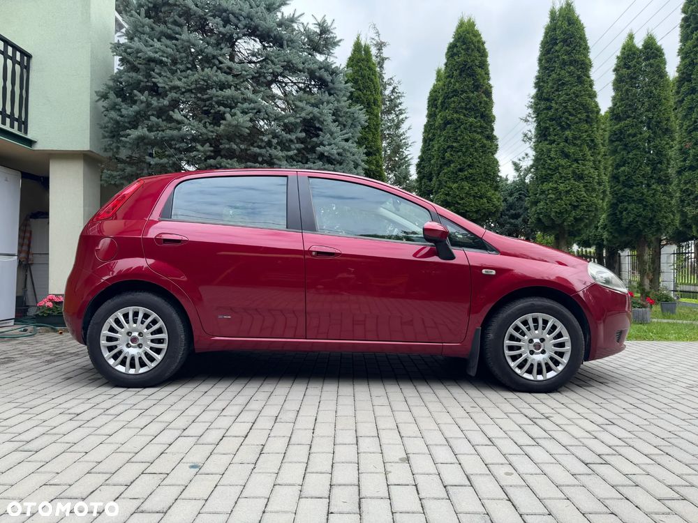 Fiat Grande Punto - 4