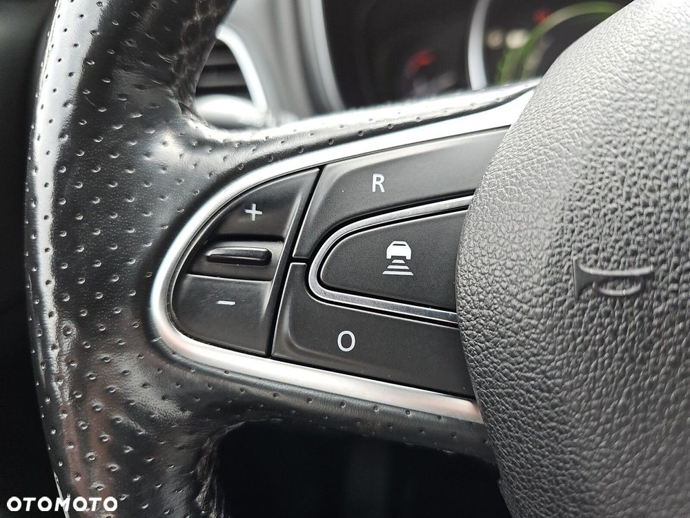 Renault Koleos 2.0 Blue dCi Initiale Paris 4x4 X-Tronic - 16