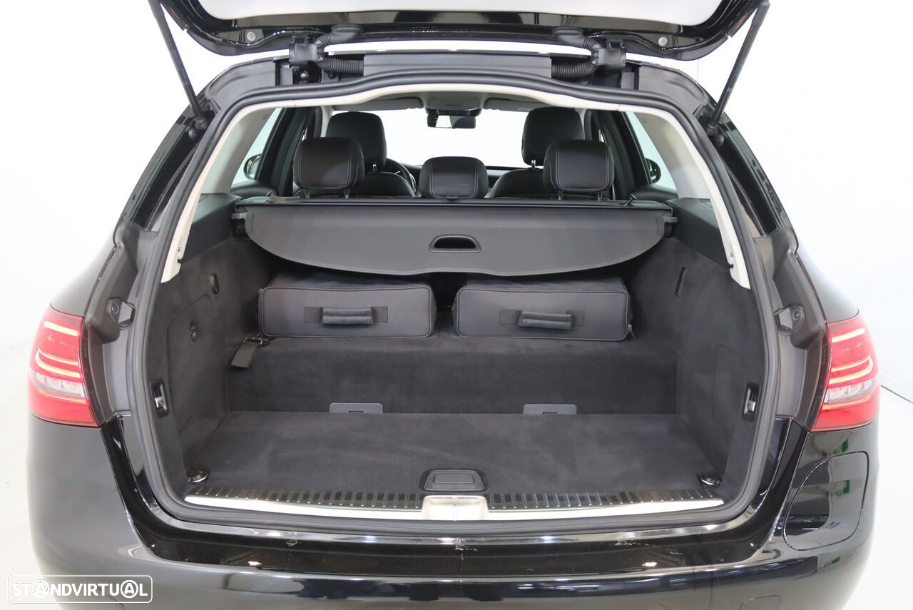 Mercedes-Benz C 300 - 34