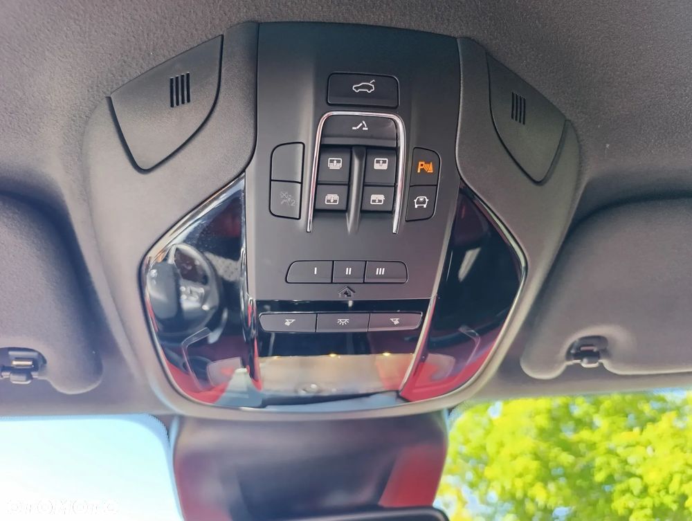 Maserati Levante Essence - 25