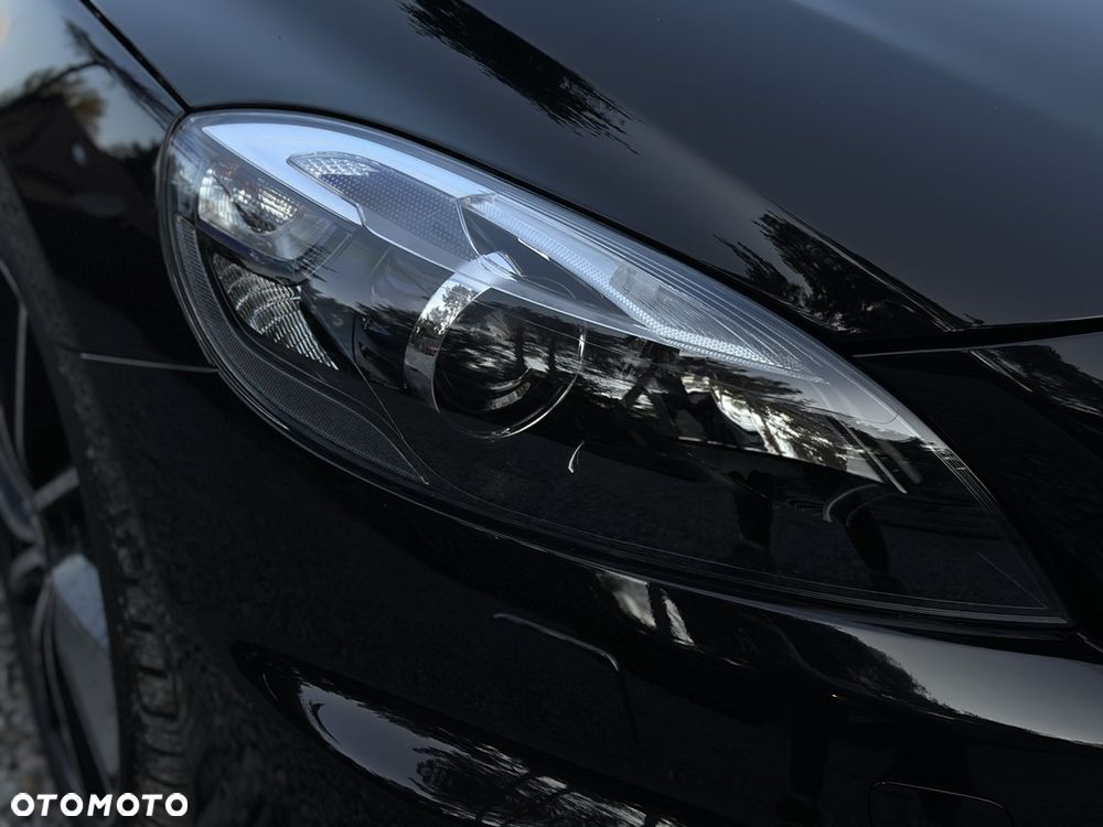 Volvo V40 D2 Drive-E R-Design Kinetic - 28