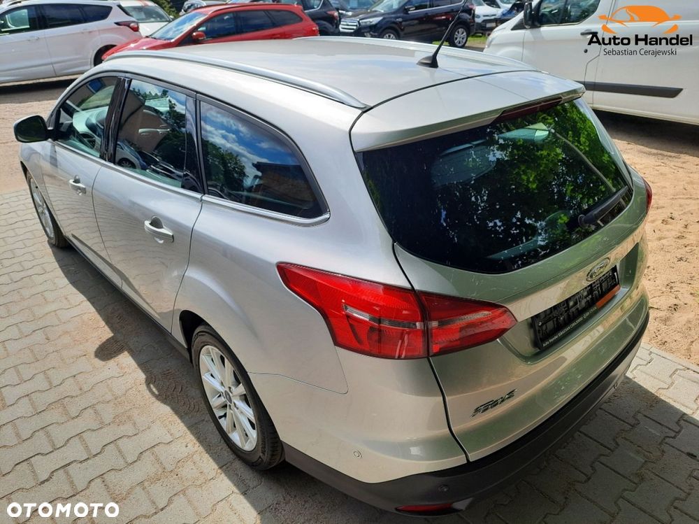 Ford Focus 1.5 EcoBoost STart-Stopp-System TITANIUM - 17