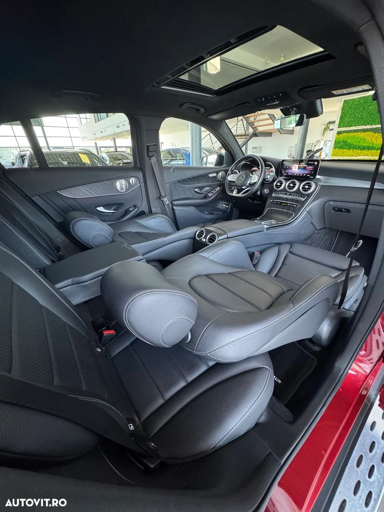 Mercedes-Benz GLC Coupe 300 e 4Matic 9G-TRONIC AMG Line Plus - 11