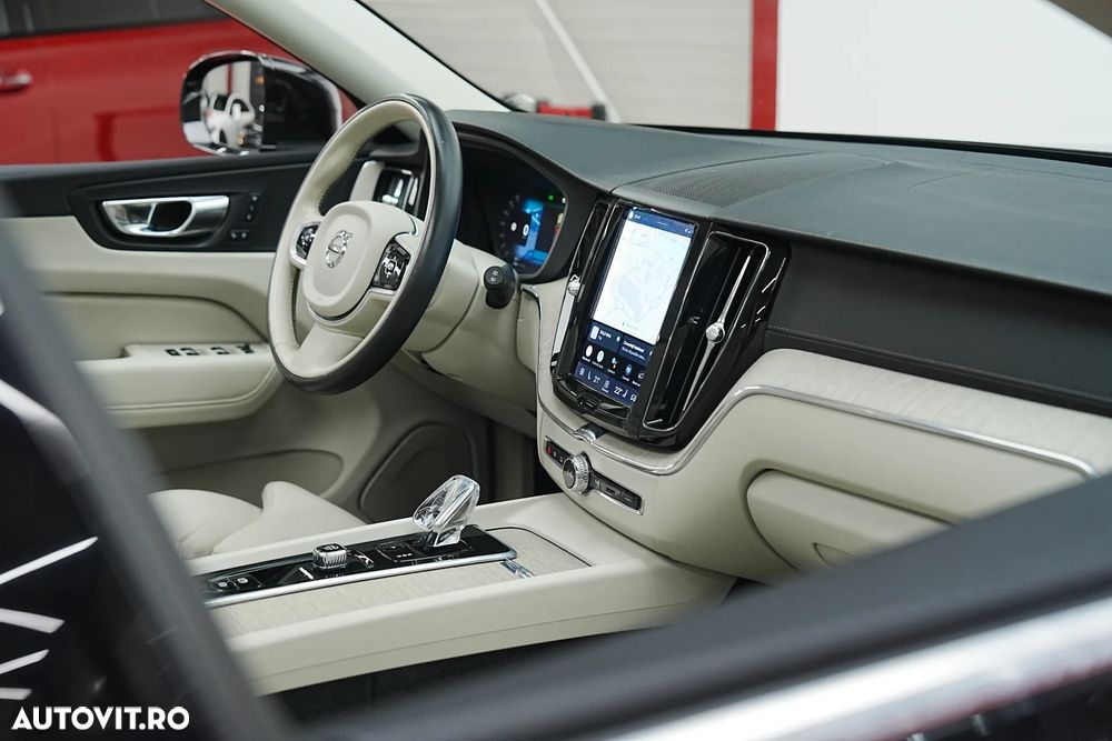 Volvo XC 60 Recharge T6 Twin Engine eAWD Inscription Expression - 22