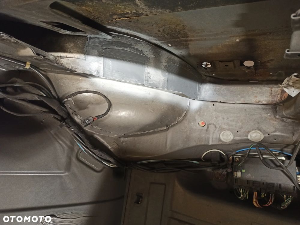 Mercedes-Benz W124 (1984-1993) - 31