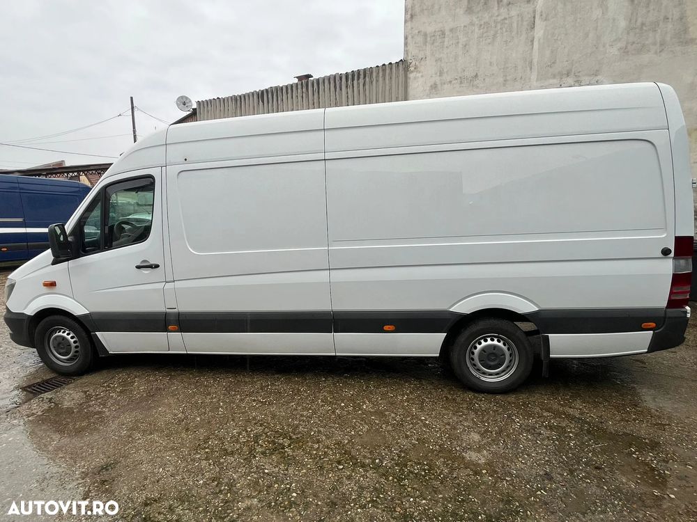 Mercedes-Benz Sprinter - 3