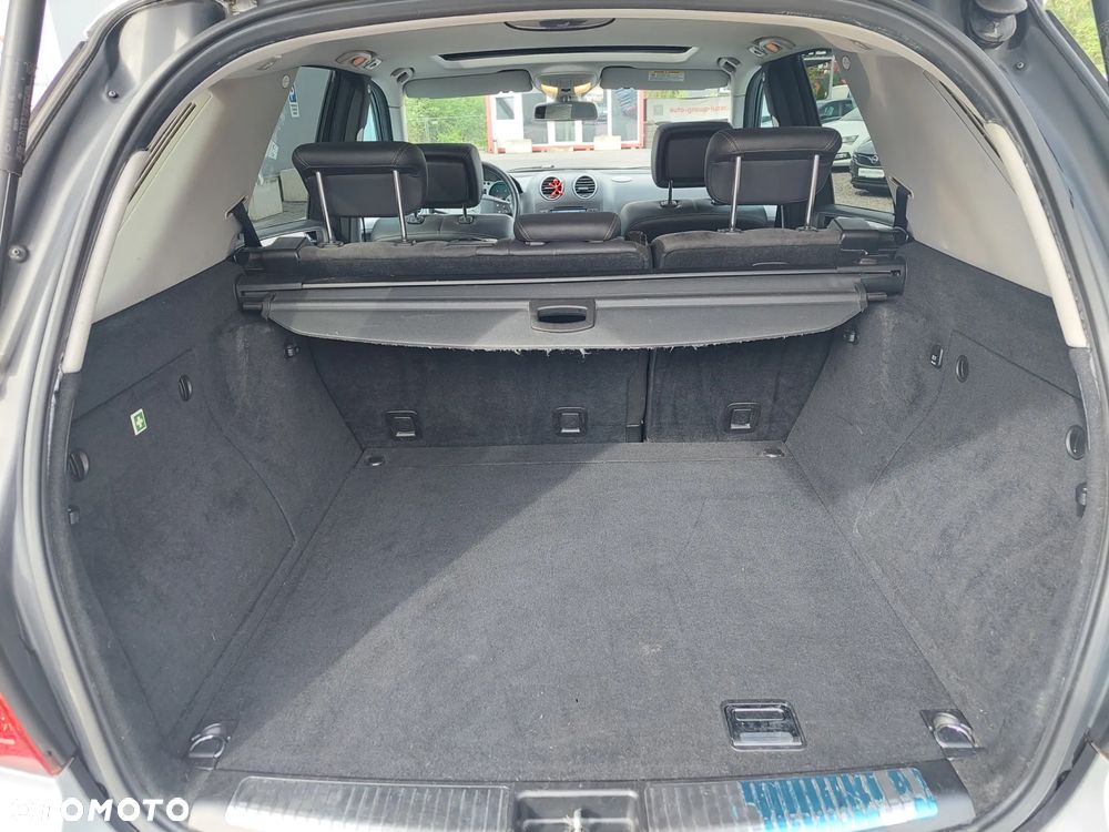 Mercedes-Benz ML - 27