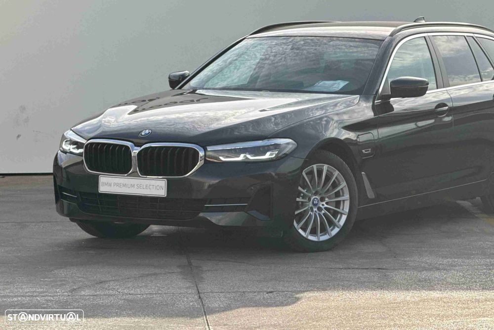 BMW 530 e - 3