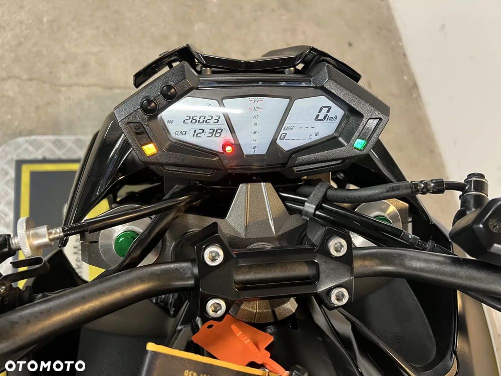 Kawasaki Z - 33