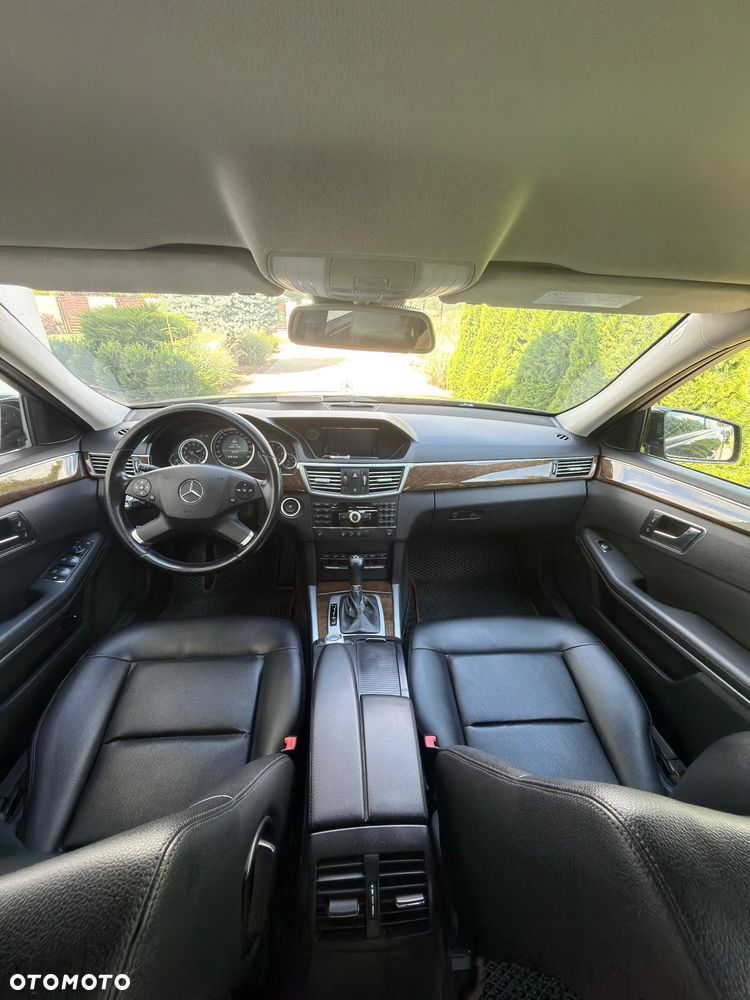 Mercedes-Benz Klasa E 220 CDI BlueEff - 14