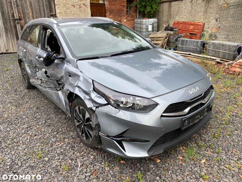 Kia Ceed 1.5 T-GDI OPF Ultimate Edition - 3