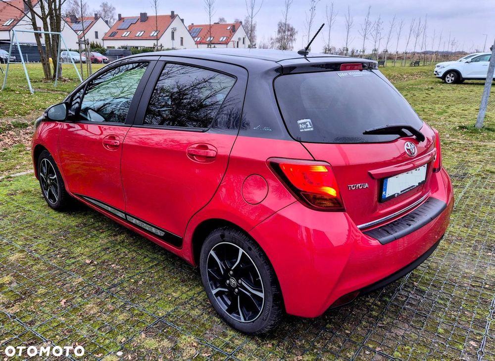 Toyota Yaris 1.33 Selection Passion - 8