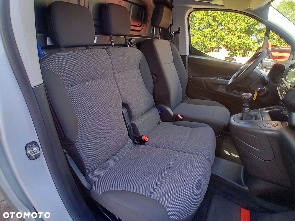 Toyota PROACE CITY - 7