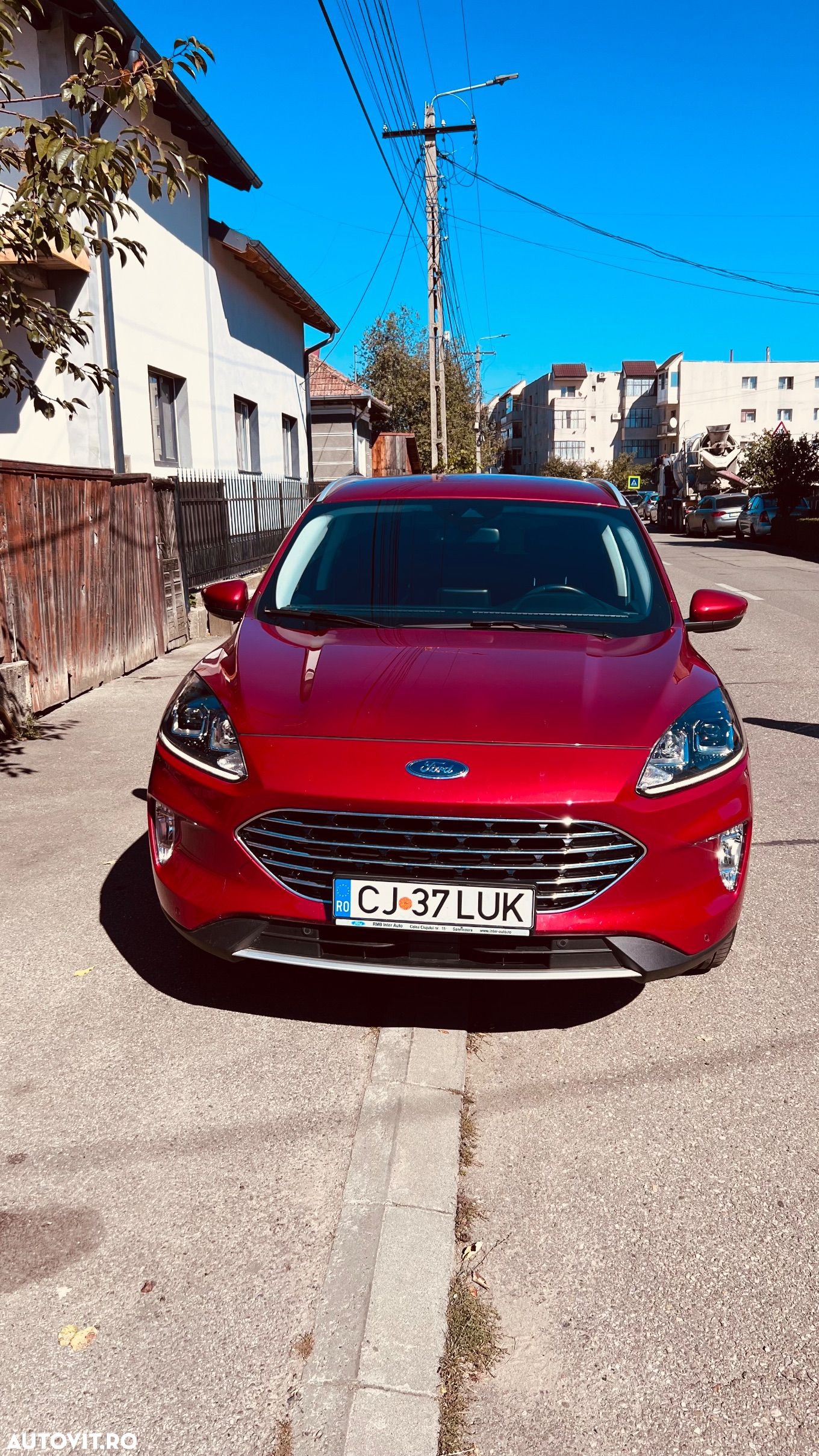 Ford Kuga 1.5 EcoBoost 2WD Titanium - 1