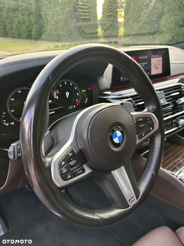 BMW Seria 5 540i xDrive M Sport sport - 23