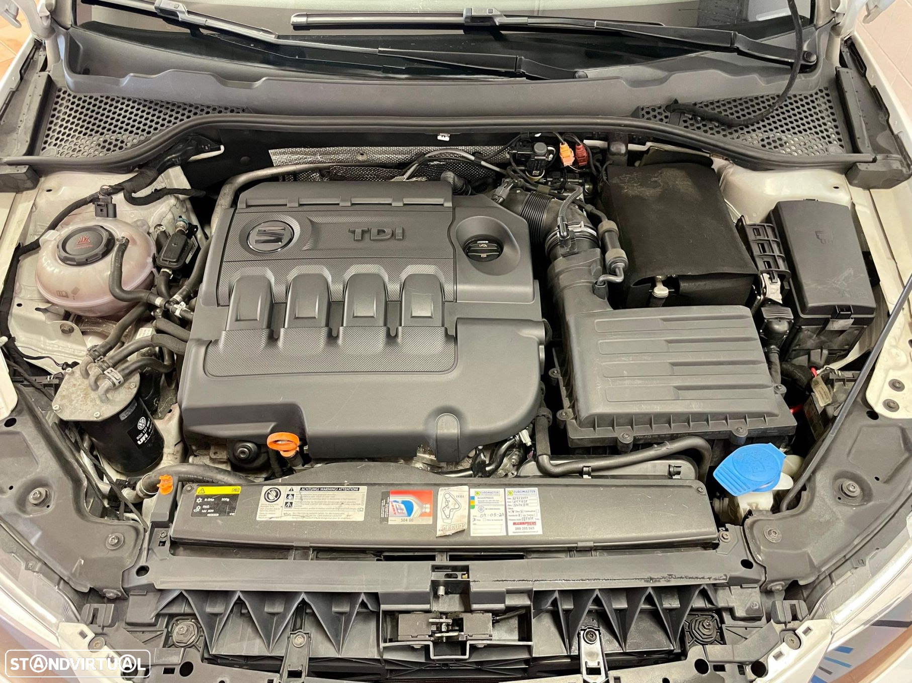 SEAT Leon 2.0 TDI DPF S&S FR - 41