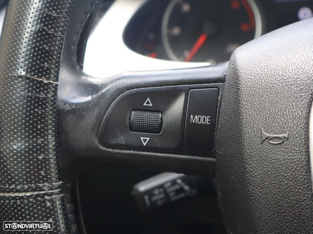 Audi A4 Avant 2.0 TDI - 9