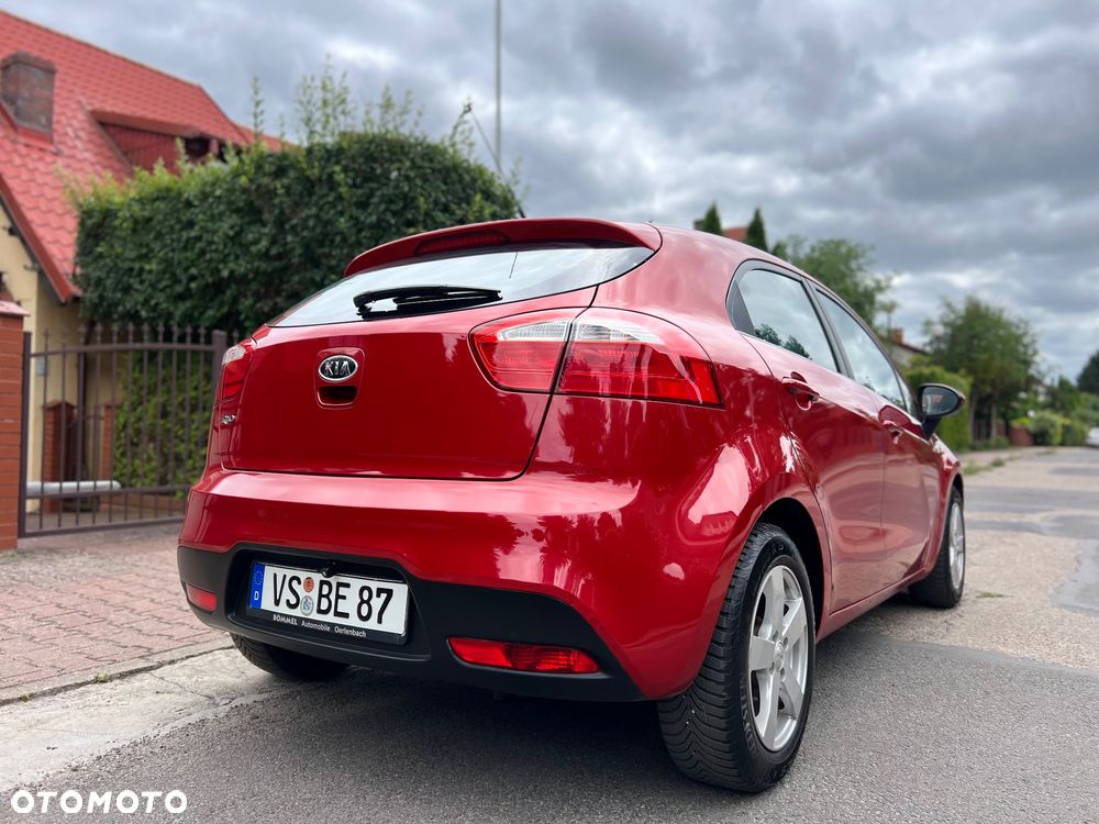 Kia Rio 1.4 Edition 7 - 13