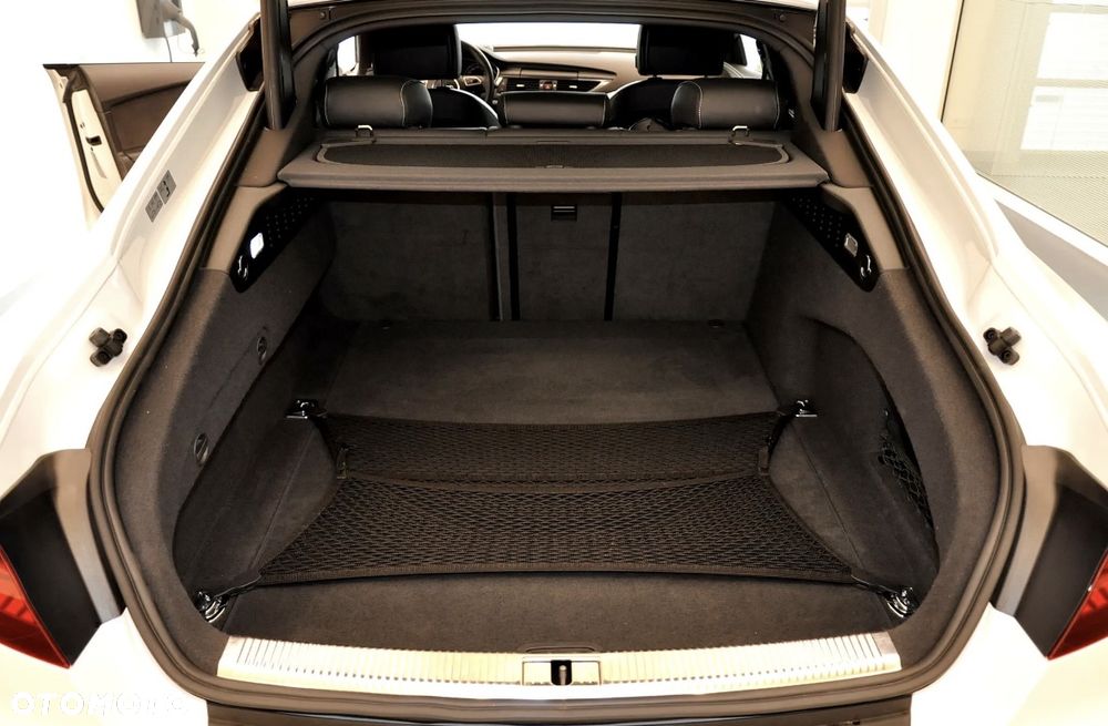 Audi A7 Sportback - 16