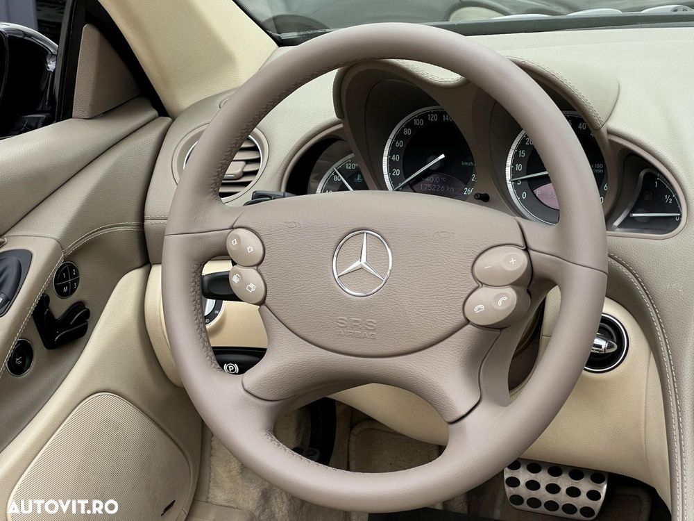 Mercedes-Benz SL - 16