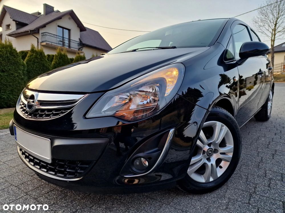 Opel Corsa 1.2 16V Cosmo - 10