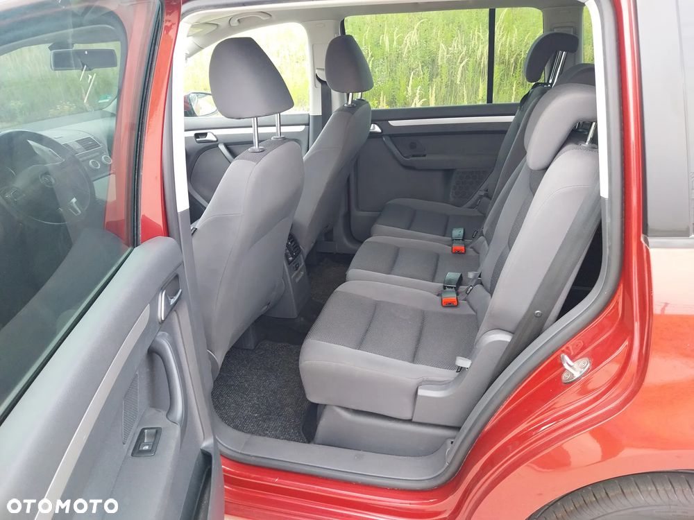 Volkswagen Touran 1.6 TDI SCR (BlueMotion Technology) Comfortline - 8