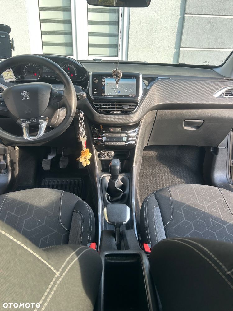 Peugeot 2008 1.2 Pure Tech Access EU6 - 13