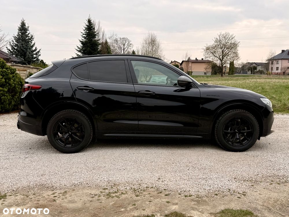 Alfa Romeo Stelvio 2.0 Turbo 16V AT8-Q4 Estrema - 12