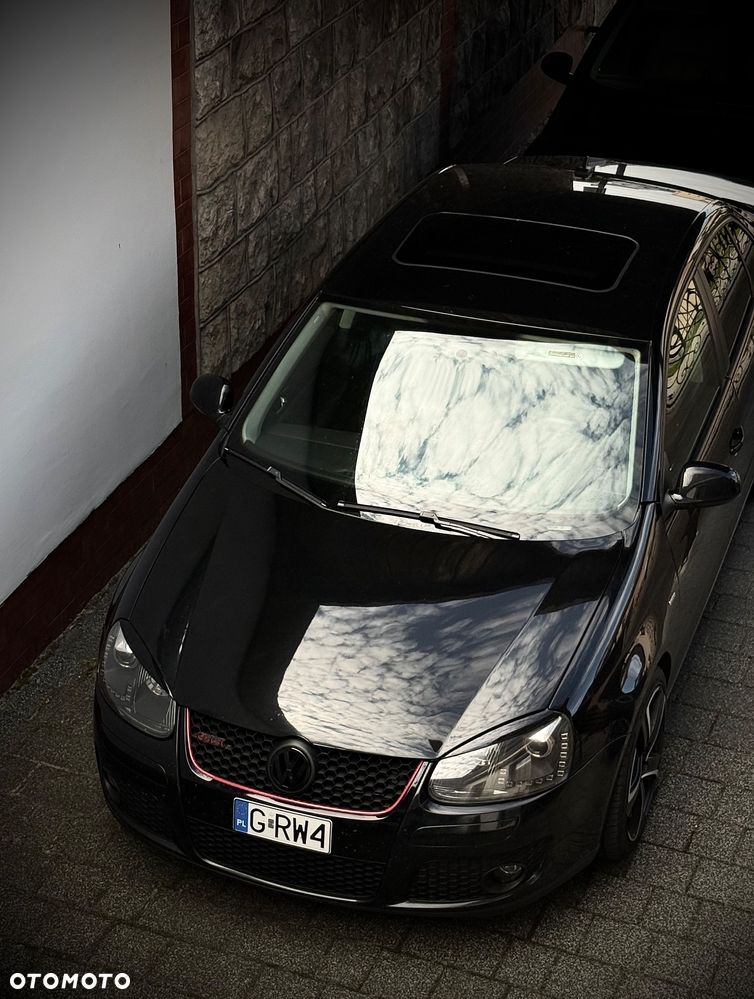 Volkswagen Jetta 2.0 Turbo FSI DSG Sportline - 2