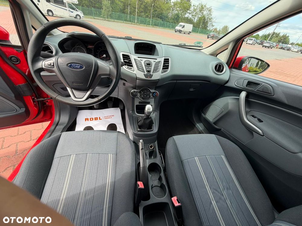 Ford Fiesta 1.25 Champions Edition - 10