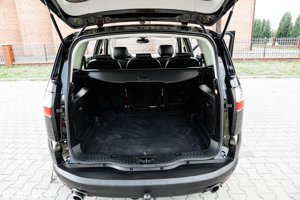 Ford S-Max 2.5 Titanium - 22