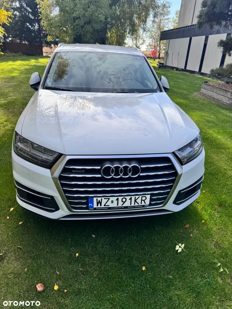 Audi Q7 - 10