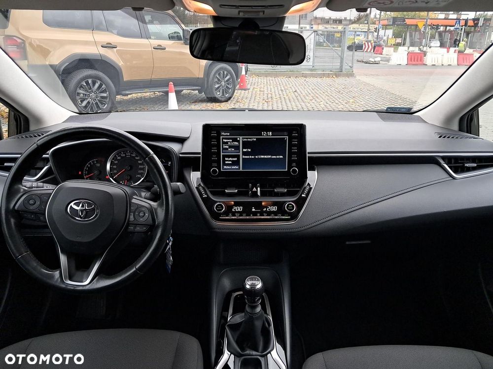 Toyota Corolla 1.6 Comfort - 21