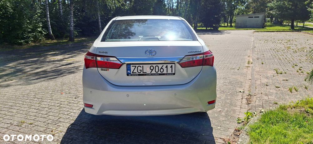 Toyota Corolla - 4
